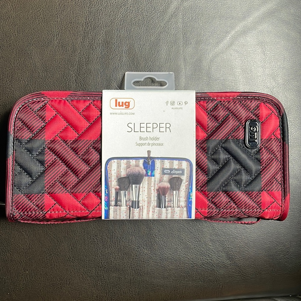 Lug Sleeper Stand-up Brush Holder